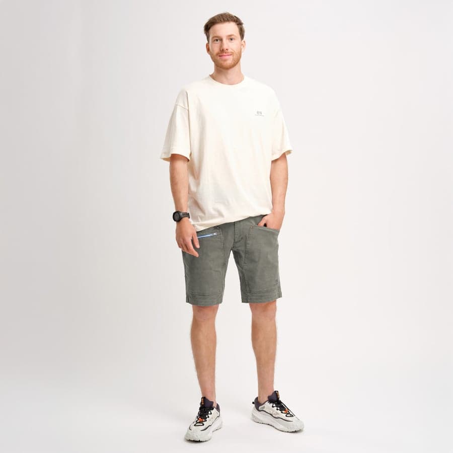 710_8a1437ce03-m_pebble_shorts_219-23717_2-square