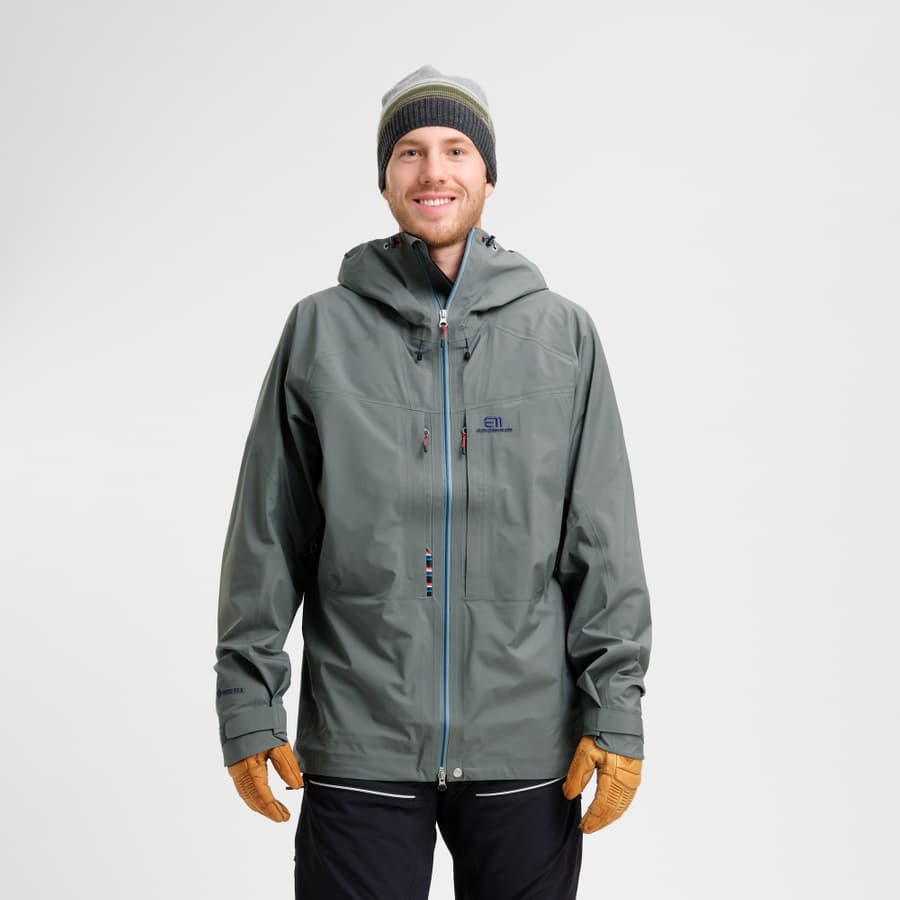 944_8d9200c03a-375-23003_2-square